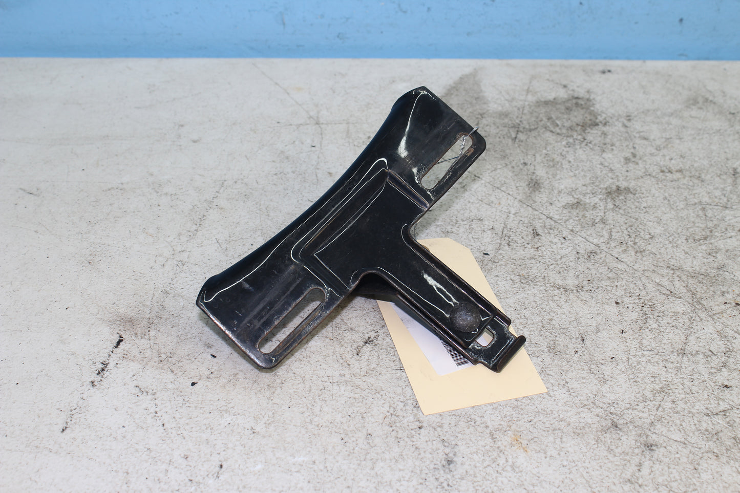00-03 Harley Davidson Dyna Low Rider OEM License Plate Mounting Bracket 59984-73