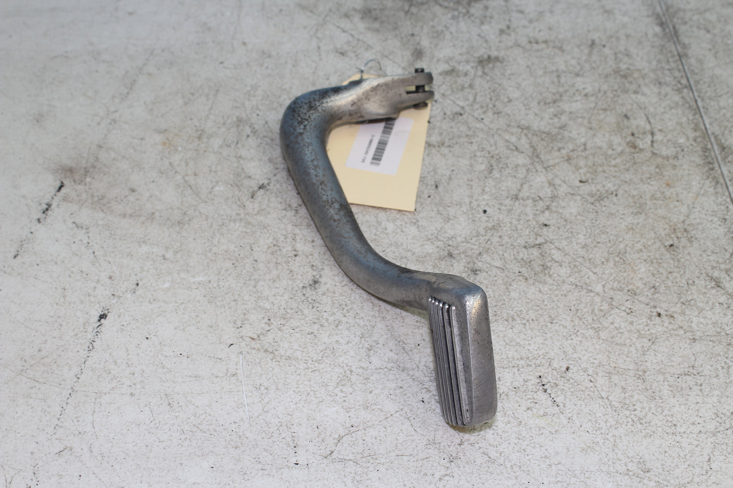 2000-2003 Harley Davidson Dyna Low Rider FXDL Rear Brake Pedal Lever 42502-90B