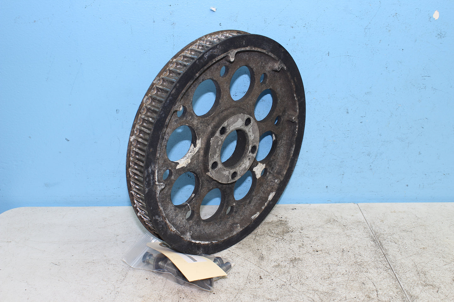 2000-2003 Harley Davidson Dyna Low Rider FXDL OEM Rear Sprocket 70T 40114-00