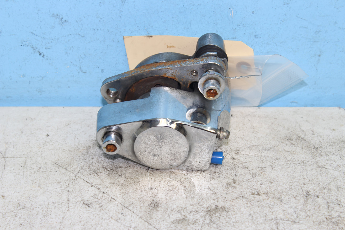 00-03 Harley Davidson Dyna Low Rider FXDL Front Brake Caliper Assembly 44046-00D