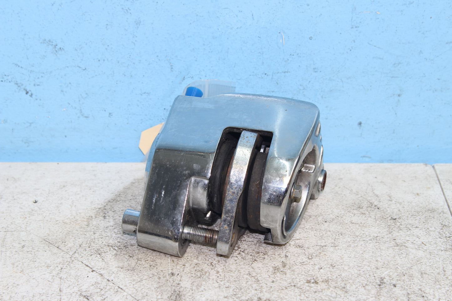 00-03 Harley Davidson Dyna Low Rider FXDL Front Brake Caliper Assembly 44046-00D