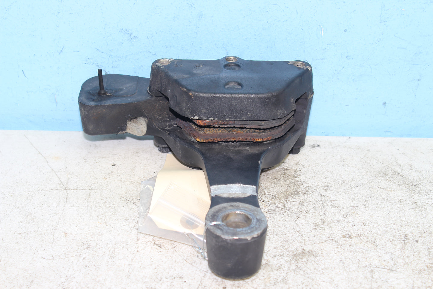00-03 Harley Davidson Dyna Low Rider FXDL Rear Brake Caliper Assembly 44017-00D