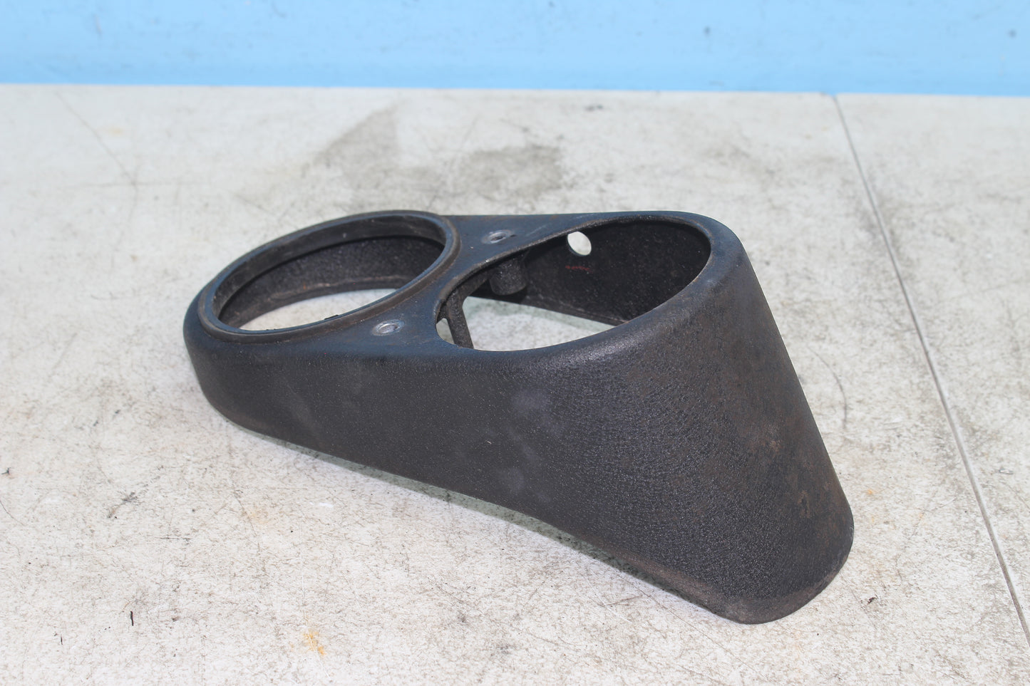 00-03 Harley Davidson Dyna Low Rider FXDL OEM Console Gauge Trim Bezel 67185-95