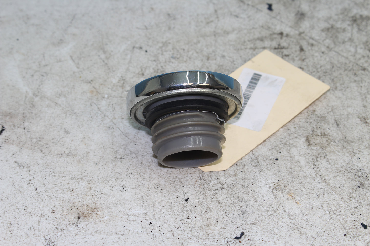 2000-2003 Harley Davidson Dyna Low Rider FXDL OEM Fuel Gas Cap 61272-92F