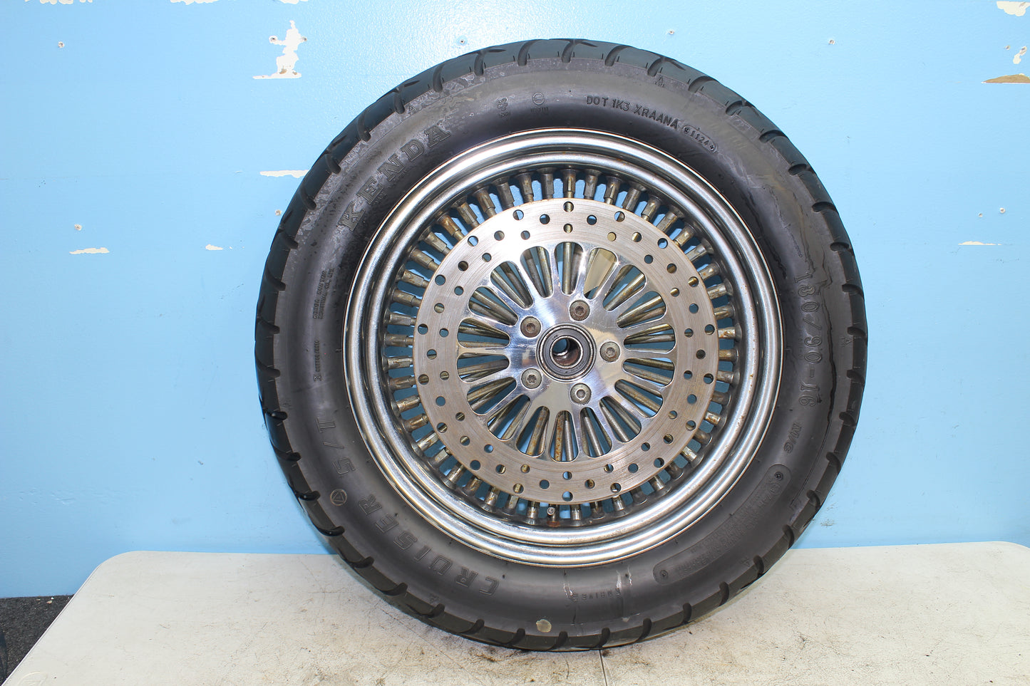 2000-2003 Harley Davidson Dyna OEM Rear Wheel w/ Rotor 40975-05A 41797-00