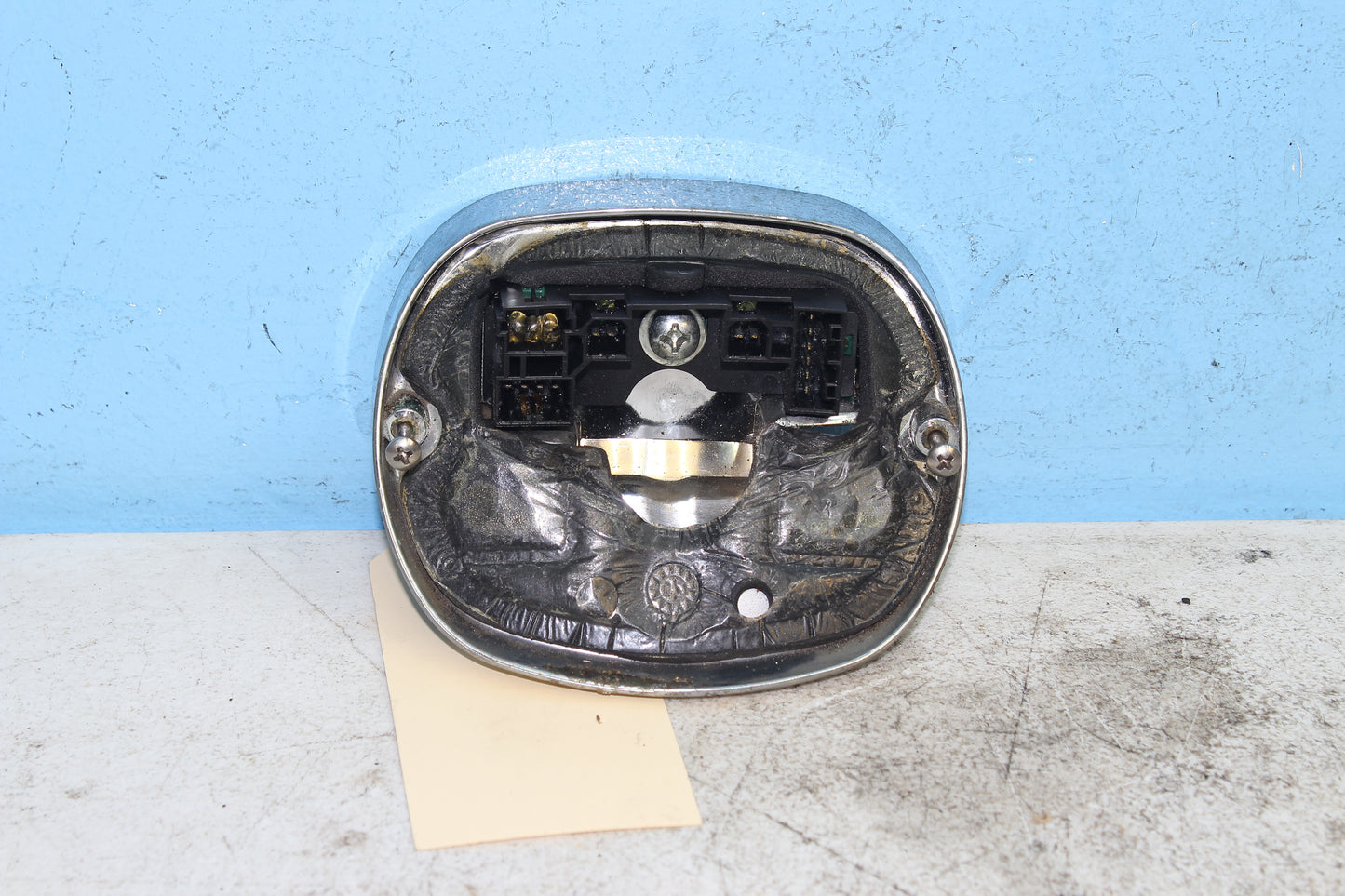 00-03 Harley Davidson Dyna Low Rider FXDL OEM Tail Light Base Plate 68066-99A