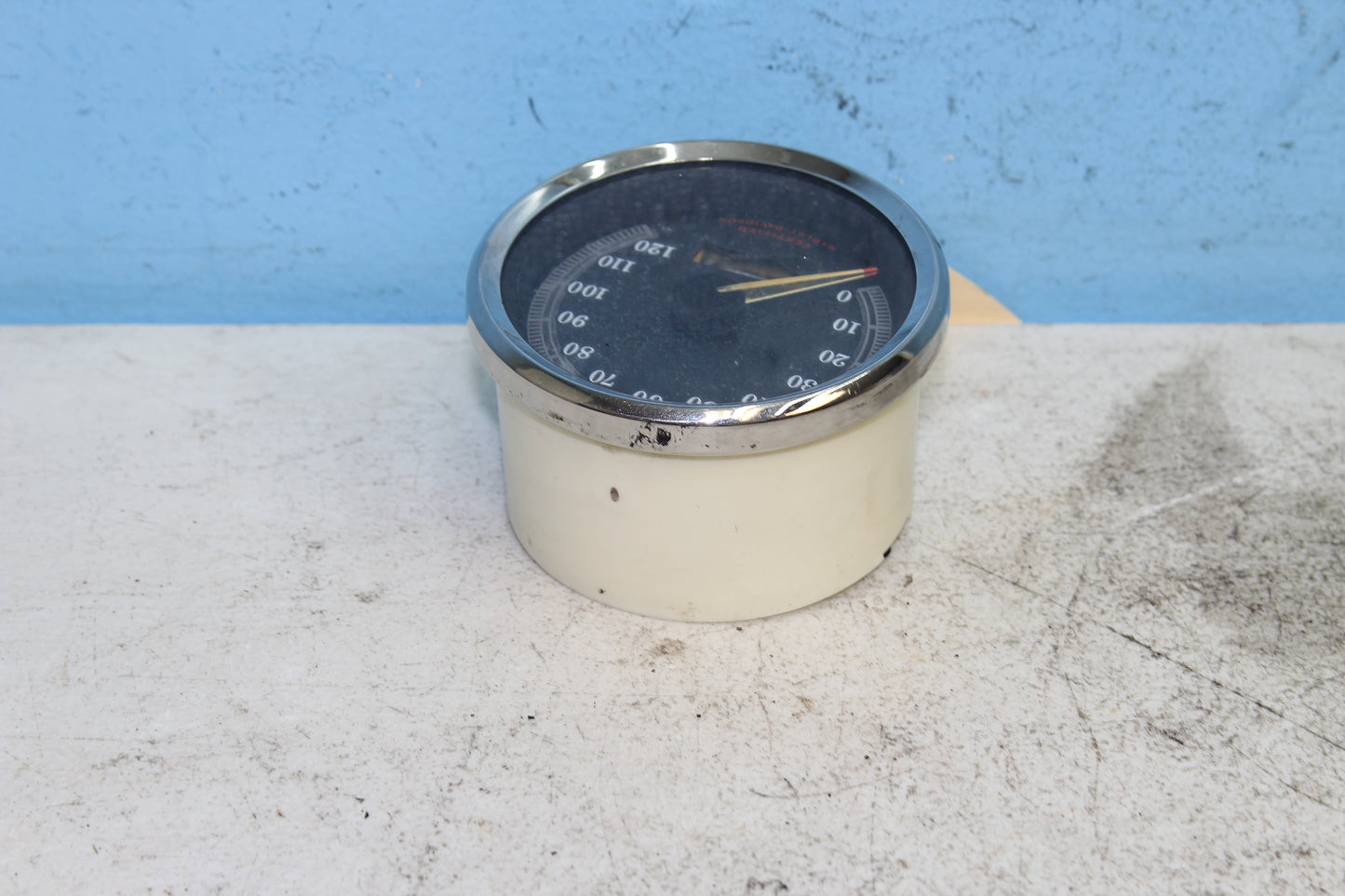 00-03 Harley Davidson Dyna Low Rider FXDL Speedometer MPH 67025-99A *PARTS ONLY*