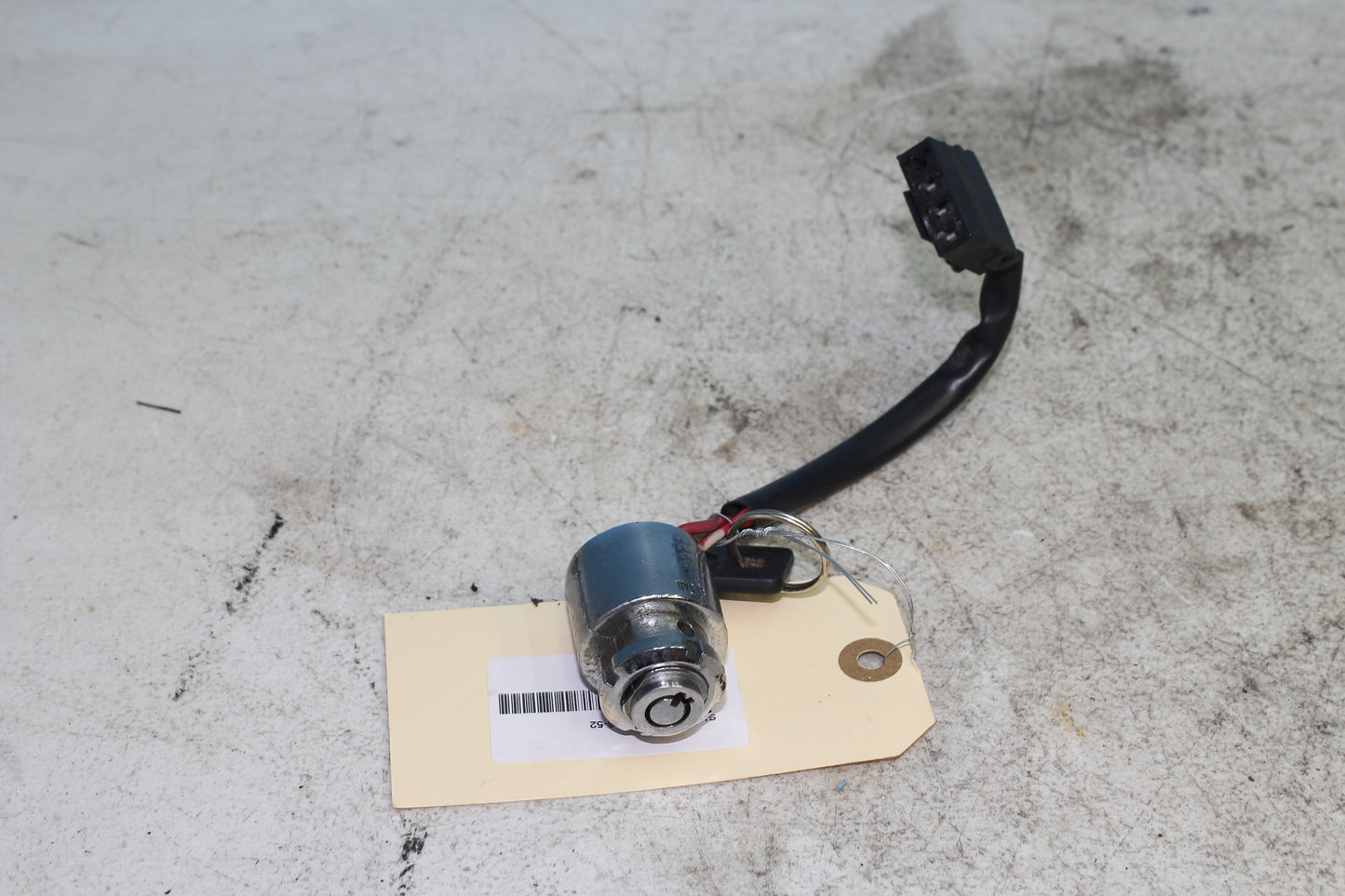00-03 Harley Davidson Dyna Low Rider FXDL OEM Ignition Cylinder w/ Key 71705-97