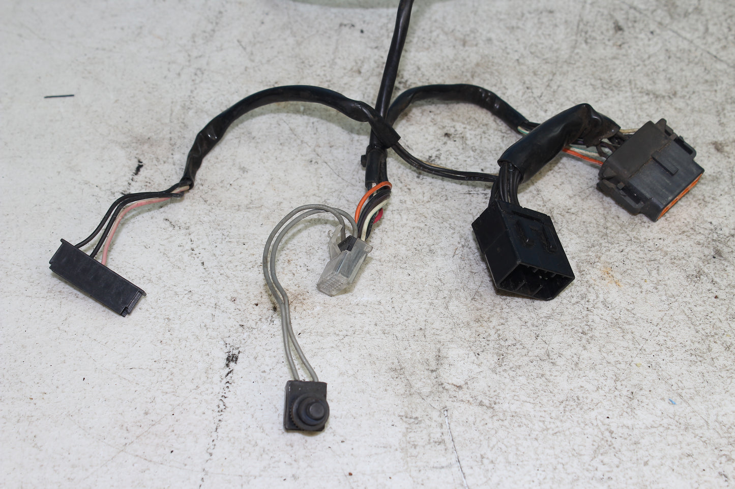 00-03 Harley Davidson Dyna Low Rider OEM Instument Lamp Wire Harness 68815-01