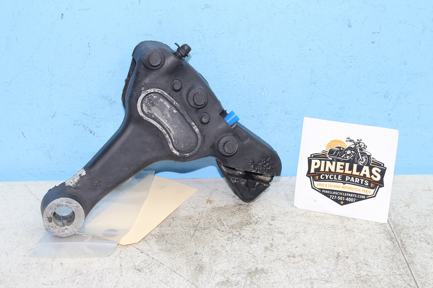 00-03 Harley Davidson Dyna Low Rider FXDL Rear Brake Caliper Assembly 44017-00D