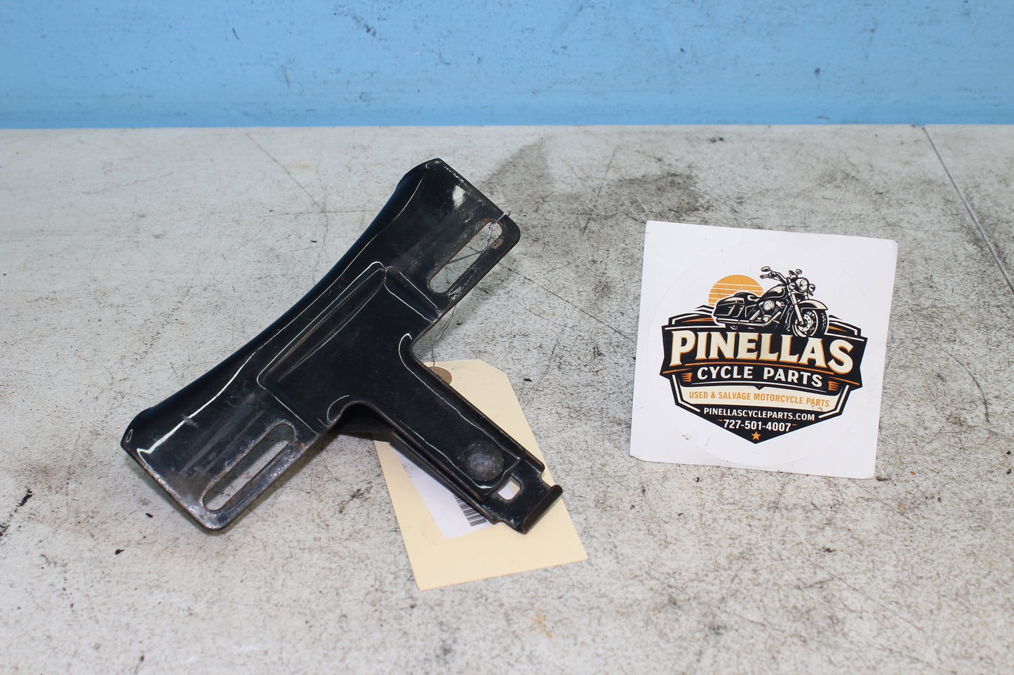 00-03 Harley Davidson Dyna Low Rider OEM License Plate Mounting Bracket 59984-73