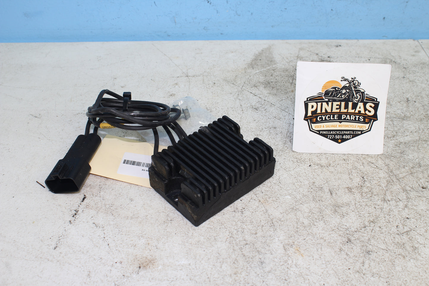 00-03 Harley Davidson Dyna Low Rider OEM Voltage Regulator Rectifier 74518-99A