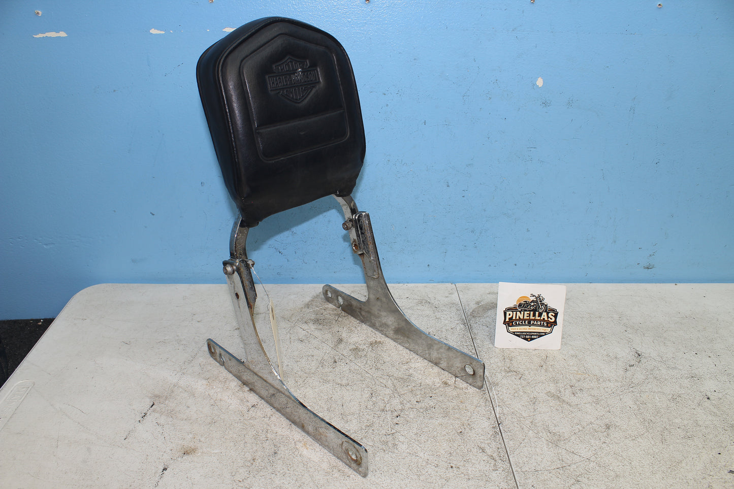 00-03 Harley Davidson Dyna Low Rider Sissy Bar / Passenger Backrest 52412-79A