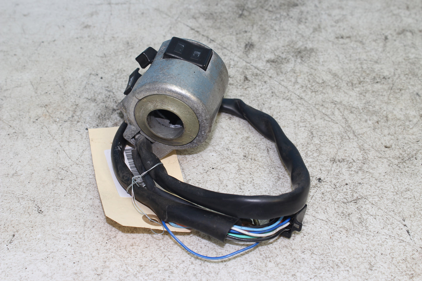 01-07 Honda Shadow Spirit VT750DC Left Control Headight Blinker Horn *DMG WIRE*