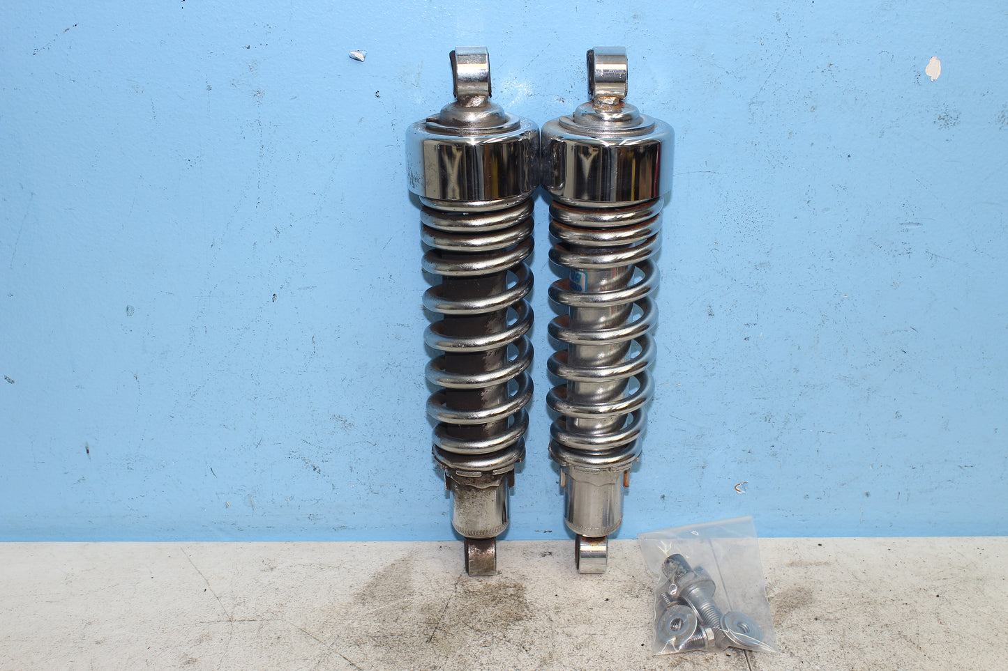 2001-2007 Honda Shadow Spirit VT750DC Rear Shocks (pair) 52400-MCR-A01