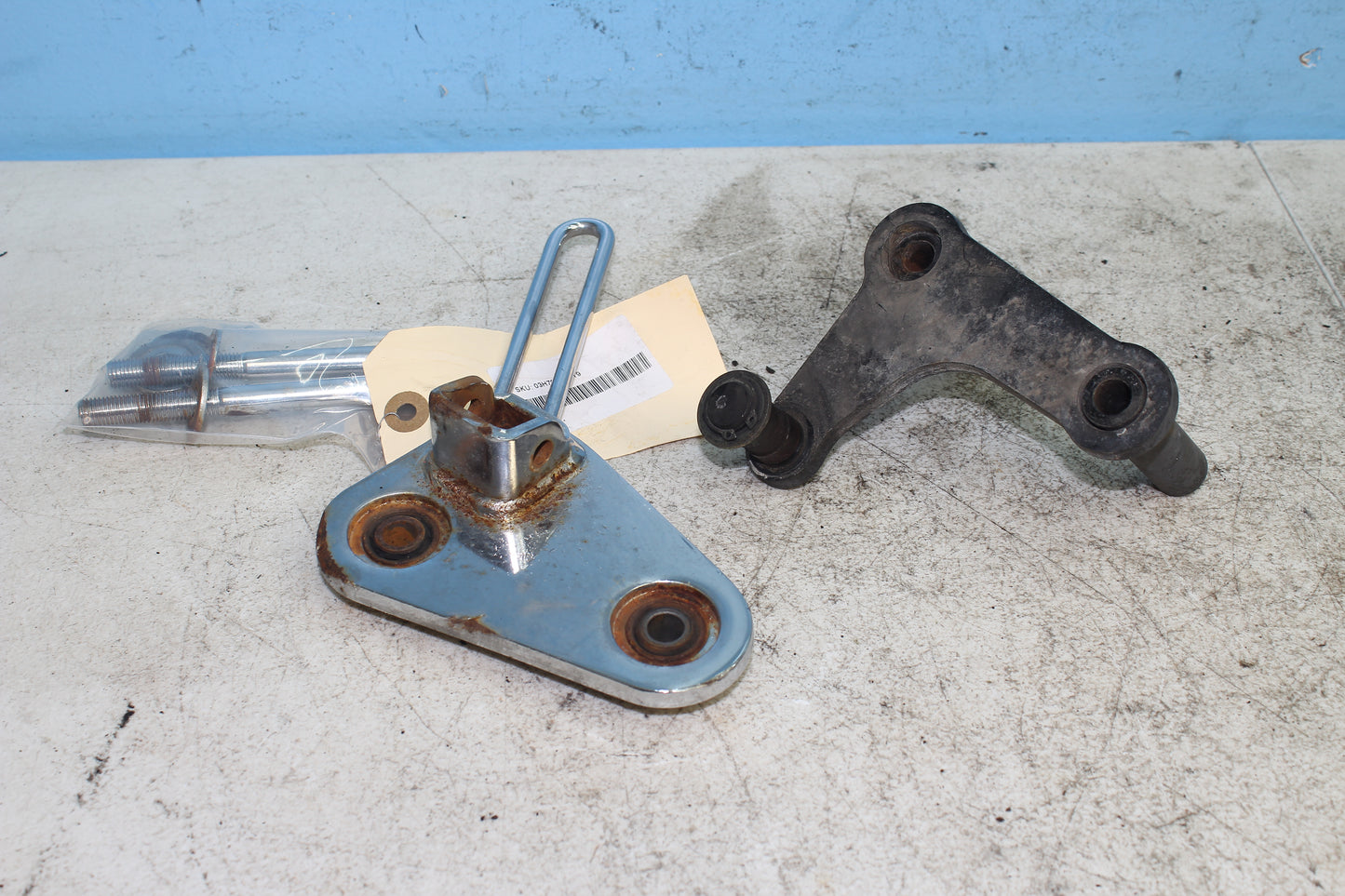 2001-2007 Honda Shadow Spirit VT750DC Right Foot Peg Brake Pedal Bracket