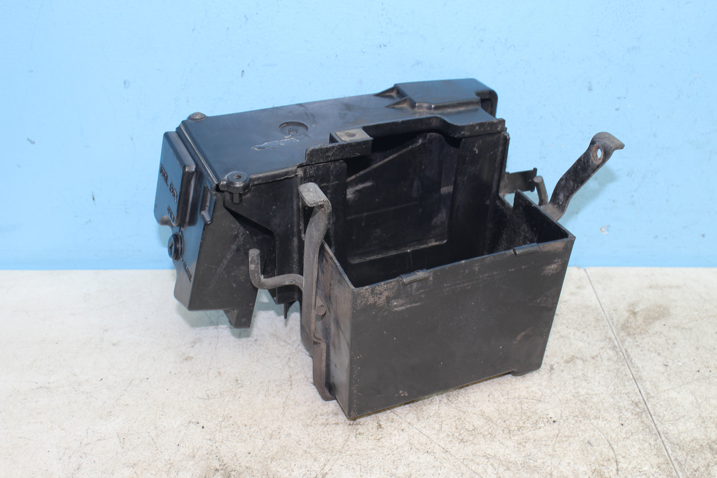 2001-2007 Honda Shadow Spirit VT750DC Battery Box Tray / Tool Holder