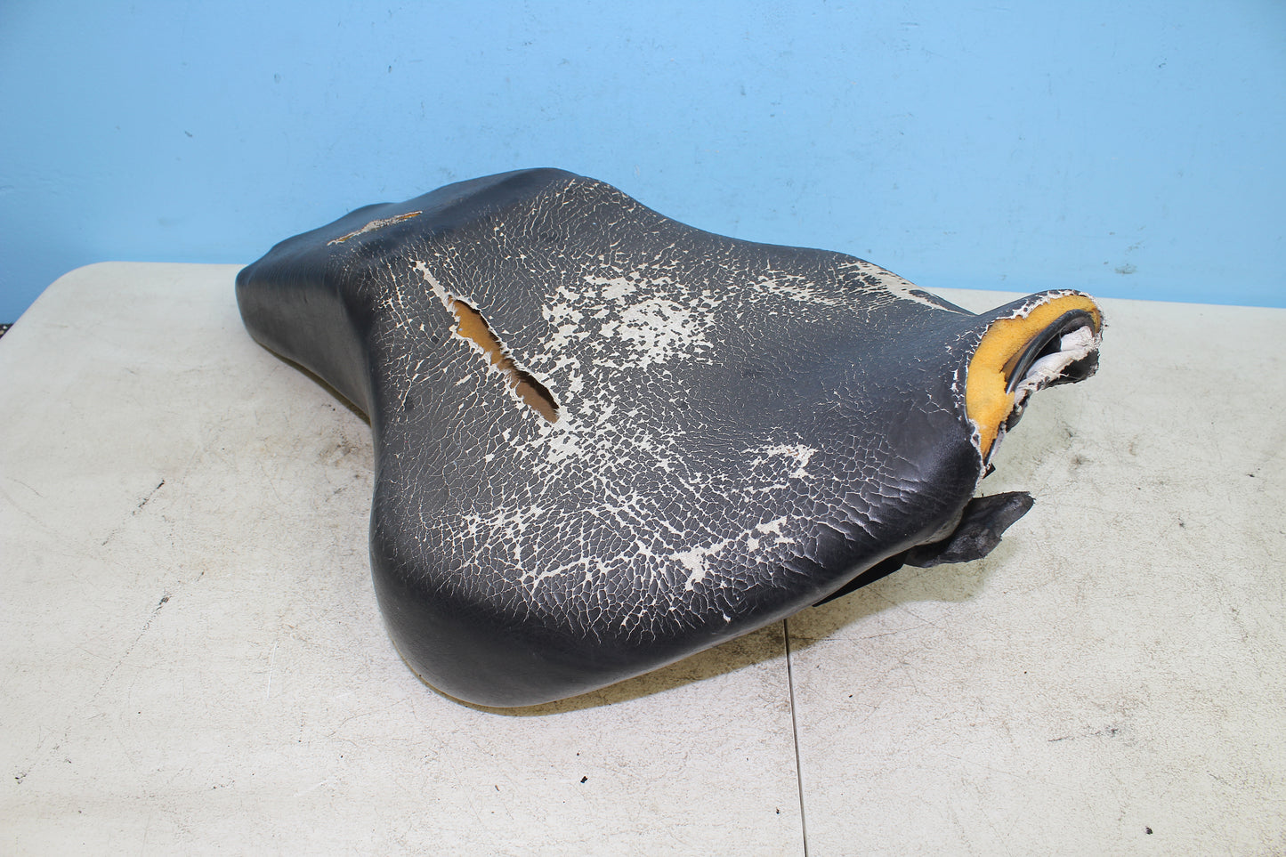 2001-2007 Honda Shadow Spirit VT750DC Seat 77200-MCR-D00