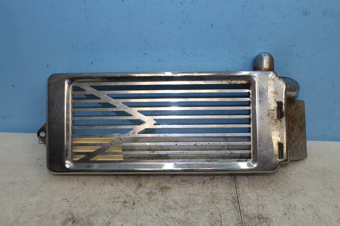 2001-2007 Honda Shadow Spirit VT750DC Radiator Cover 19035-MBA-670