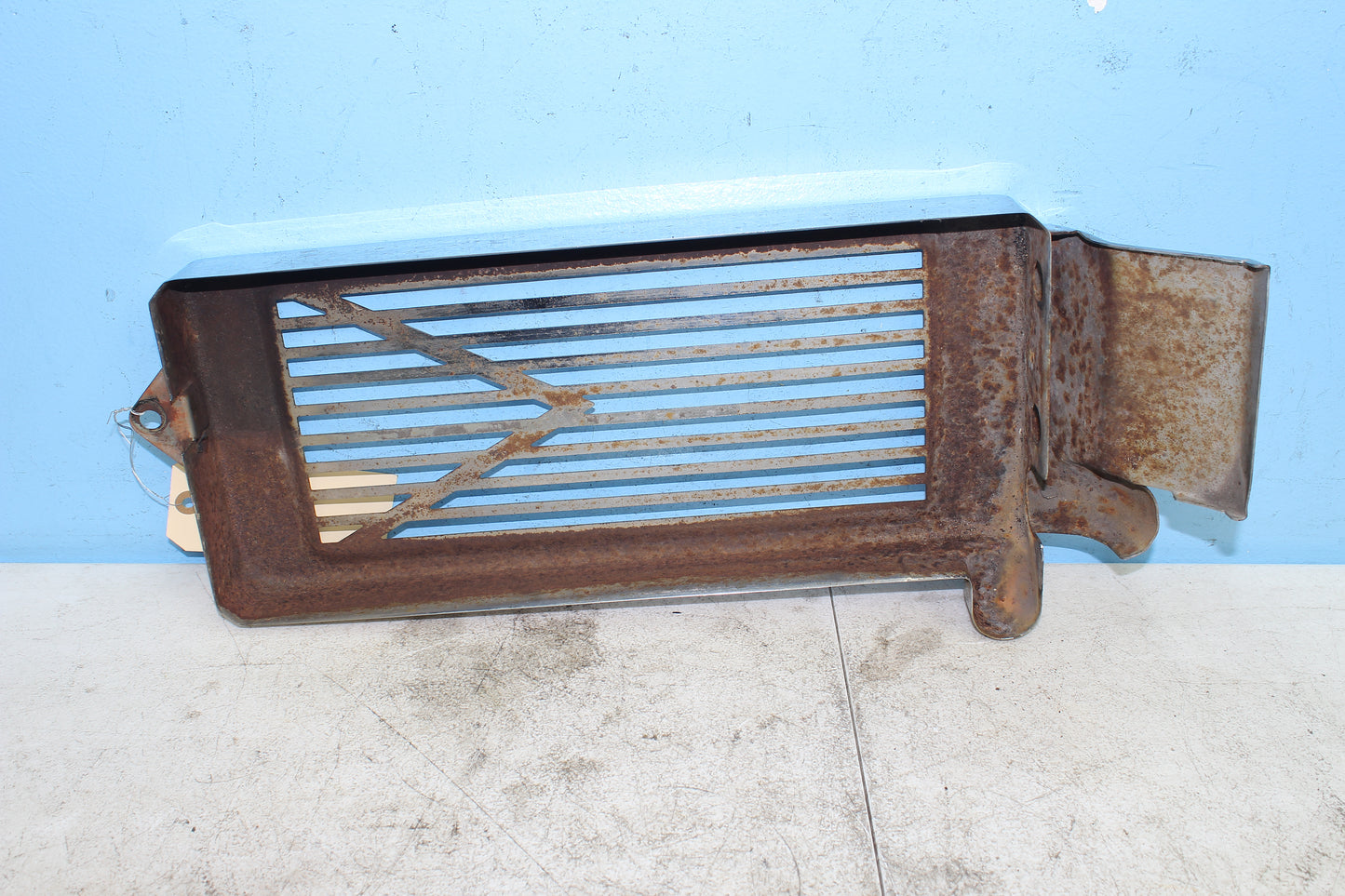 2001-2007 Honda Shadow Spirit VT750DC Radiator Cover 19035-MBA-670