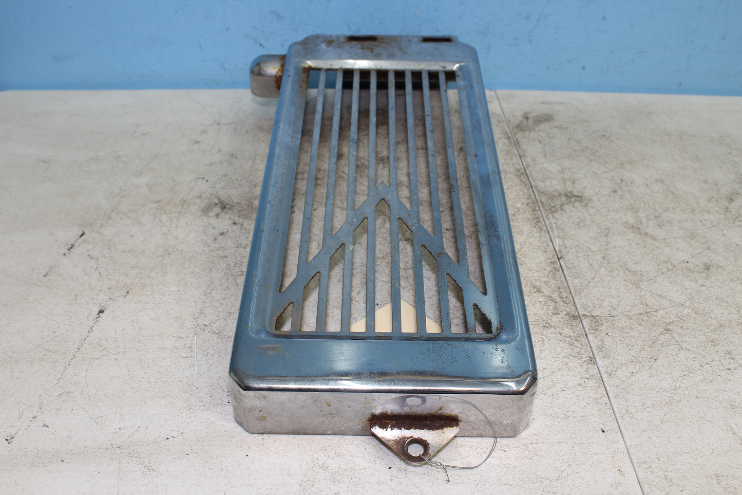 2001-2007 Honda Shadow Spirit VT750DC Radiator Cover 19035-MBA-670