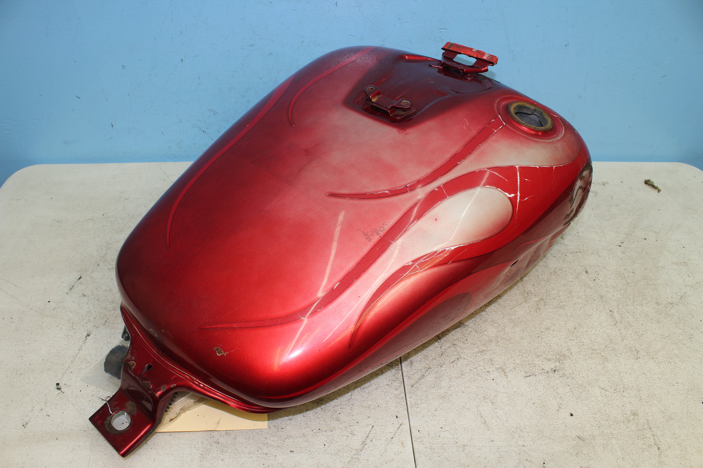 2001-2007 Honda Shadow Spirit VT750DC Gas Tank *DMG* 17520-MCR-A20ZA