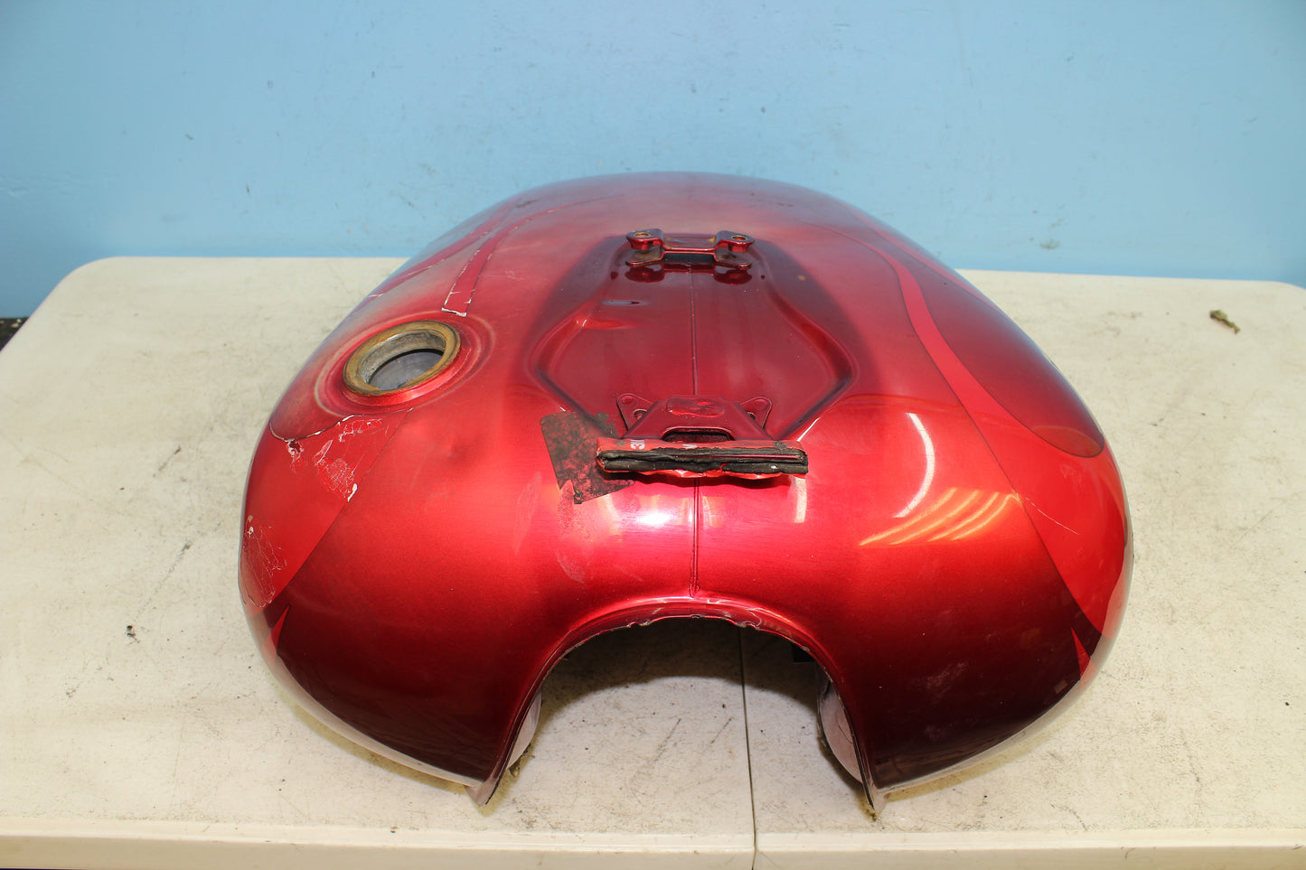2001-2007 Honda Shadow Spirit VT750DC Gas Tank *DMG* 17520-MCR-A20ZA