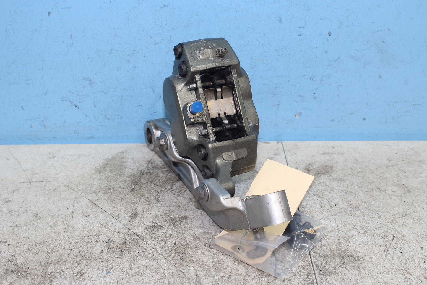 1999-2003 Yamaha Road Star Silverado XV1600 OEM Rear Brake Caliper w/ Bracket