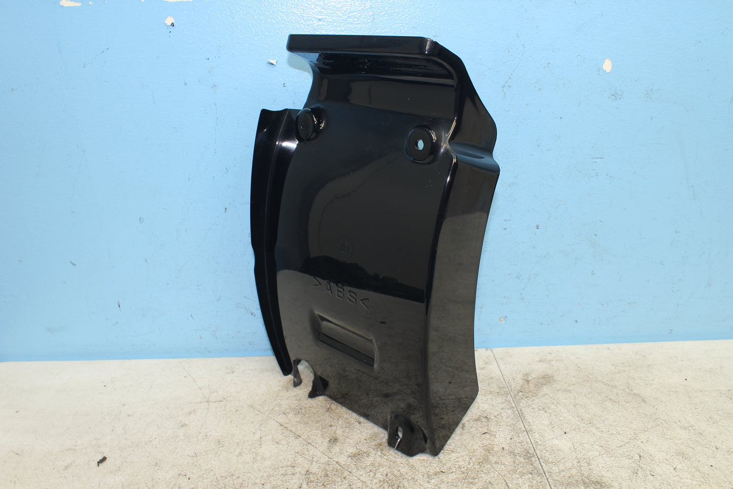99-03 Yamaha Road Star Silverado XV1600 Lower Rear Plastic Fender MudGuard *DMG*