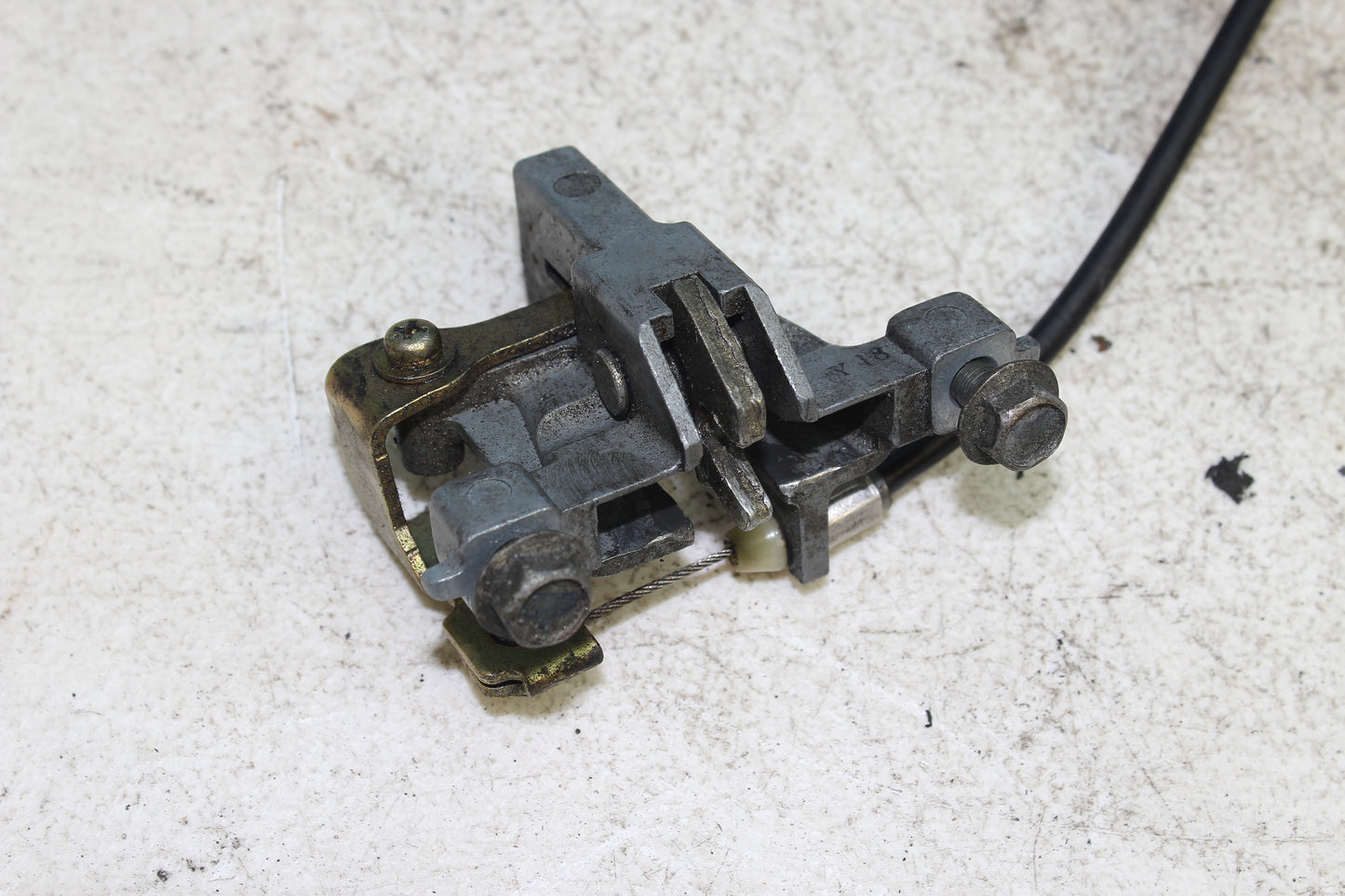 99-03 Yamaha Road Star Silverado XV1600 OEM Ignition Seat Latch Gas Cap w/ Key