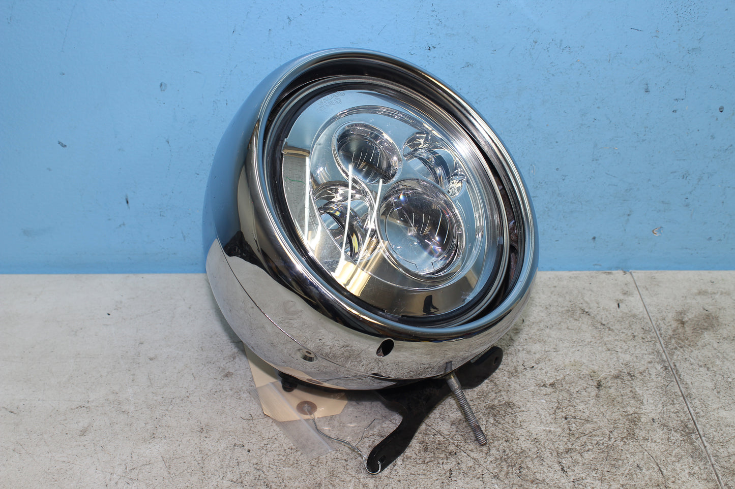 1999-2003 Yamaha Road Star Silverado XV1600 Aftermarket LED Headlight w/ Bucket