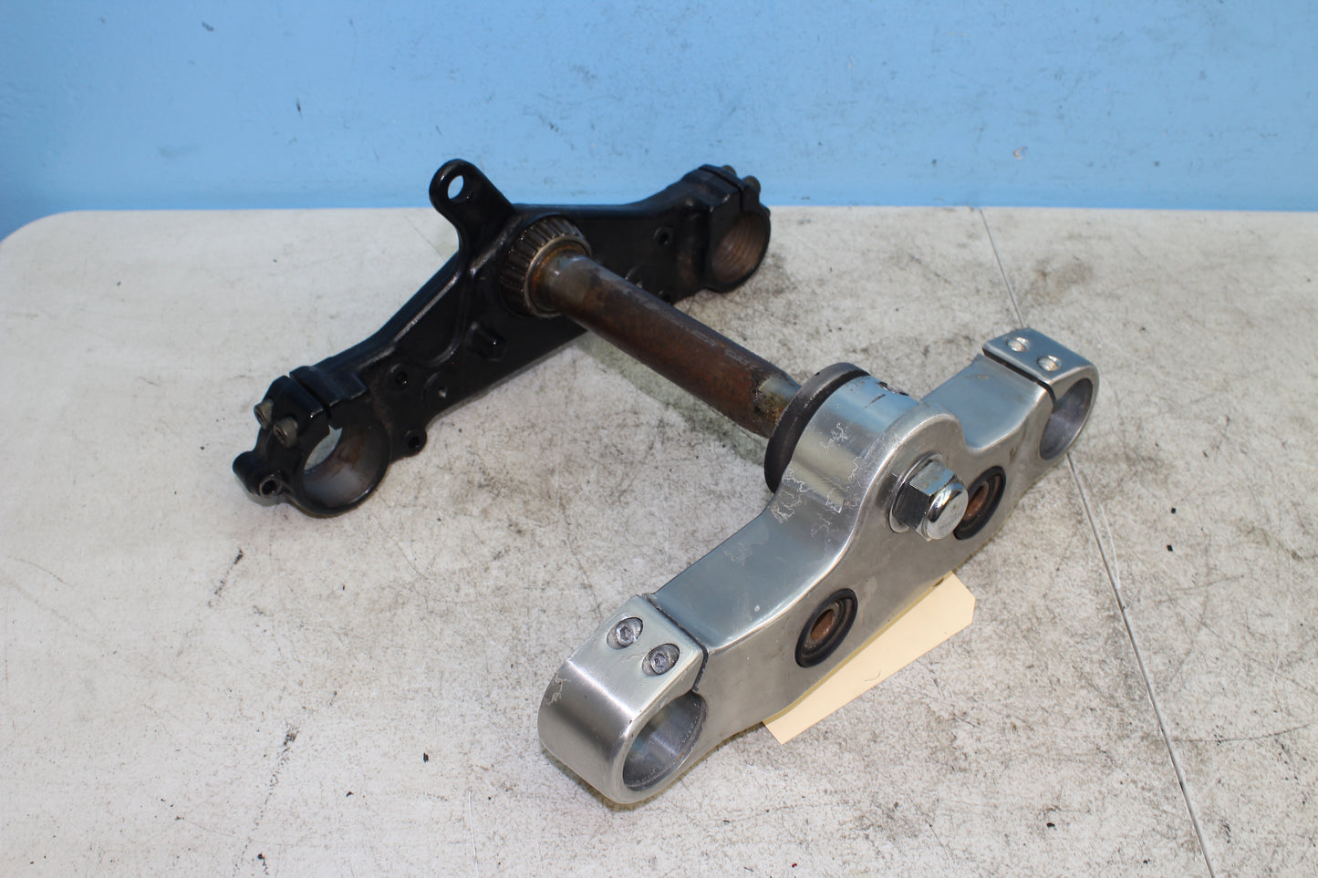 1999-2003 Yamaha Road Star Silverado XV1600 OEM Triple Tree Steering Stem