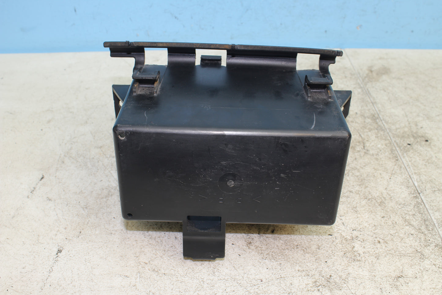 1999-2003 Yamaha Road Star Silverado XV1600 OEM Battery Box w/ Fuse Relay Holder