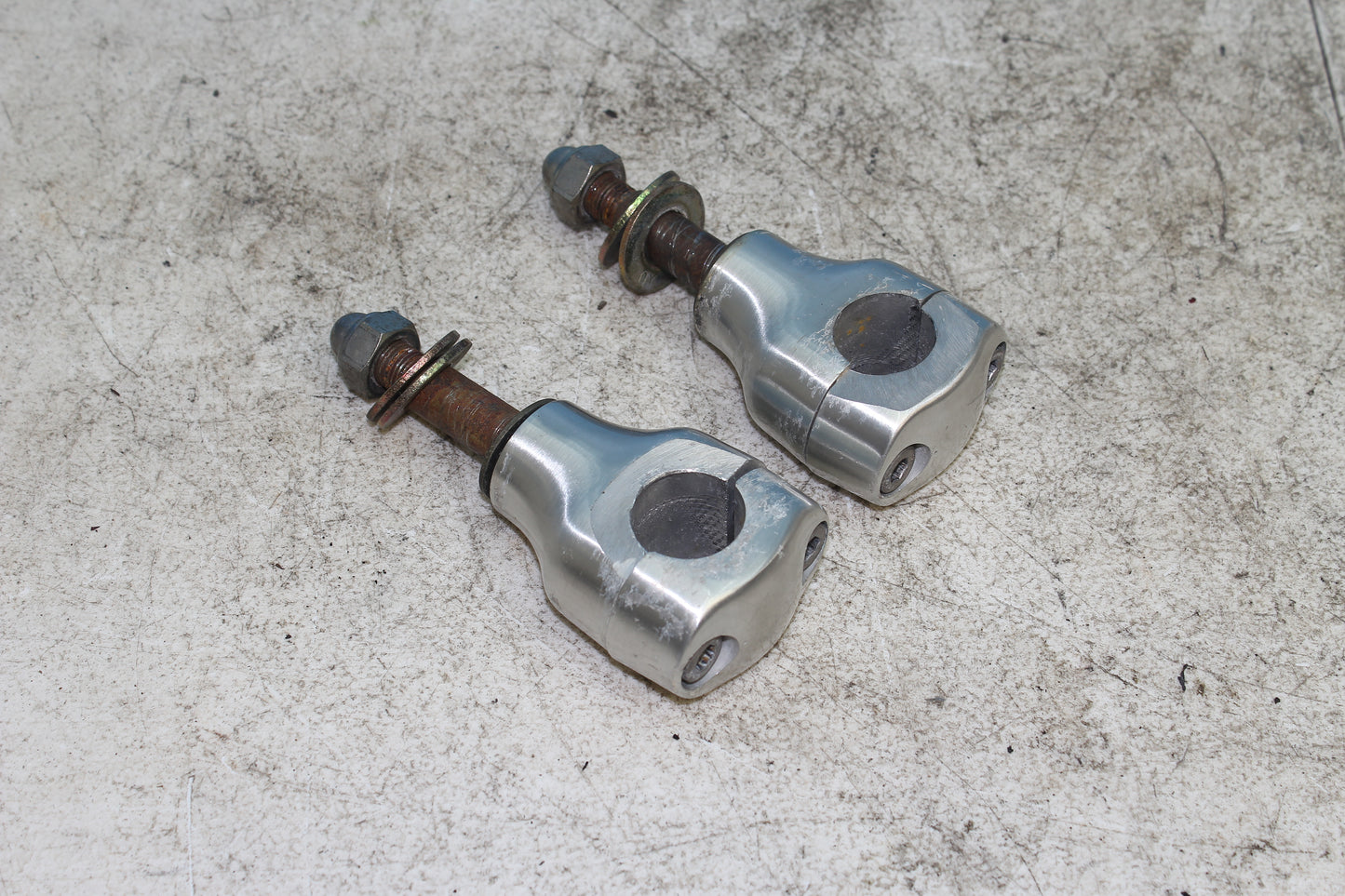 1999-2003 Yamaha Road Star Silverado XV1600 OEM Bar Risers
