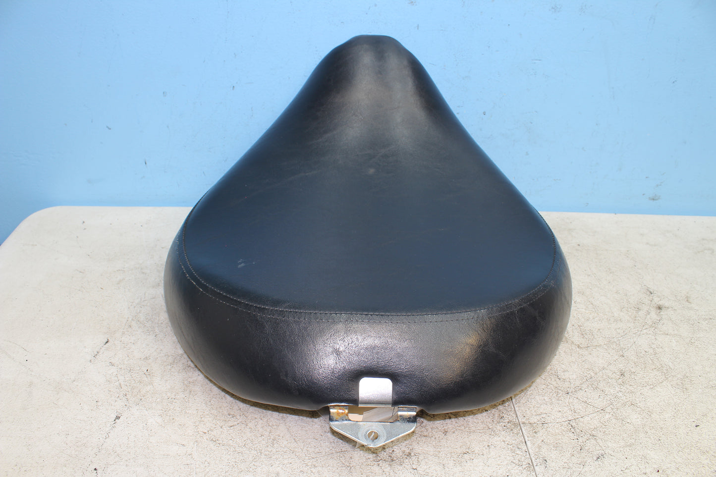 98-03 Honda Shadow VT750 ACE Deluxe OEM Front Rider Seat 77200-MBA-661