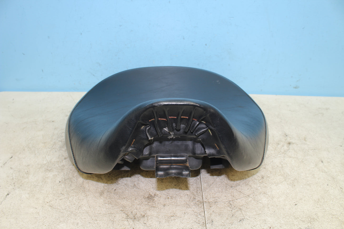 98-03 Honda Shadow VT750 ACE Deluxe OEM Front Rider Seat 77200-MBA-661