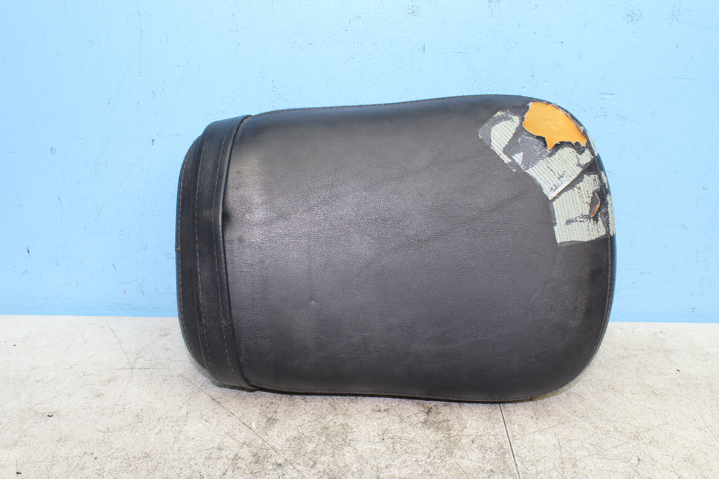 98-03 Honda Shadow VT750 ACE Deluxe OEM Rear Passenger Seat *RIP* 77300-MBA-660
