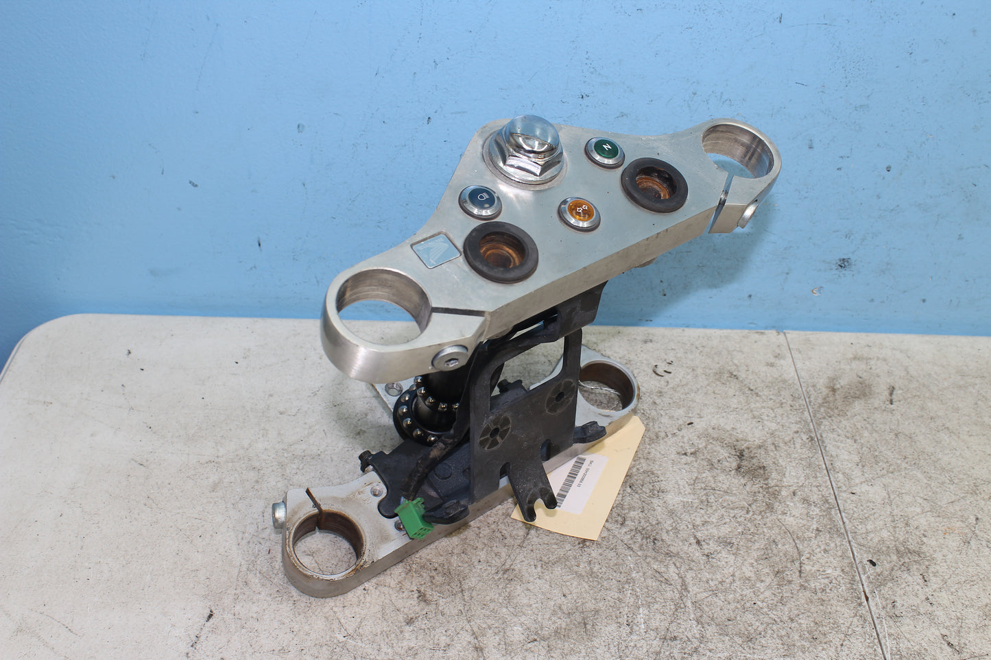 98-03 Honda Shadow VT750 ACE Deluxe OEM Triple Tree Steering Stem
