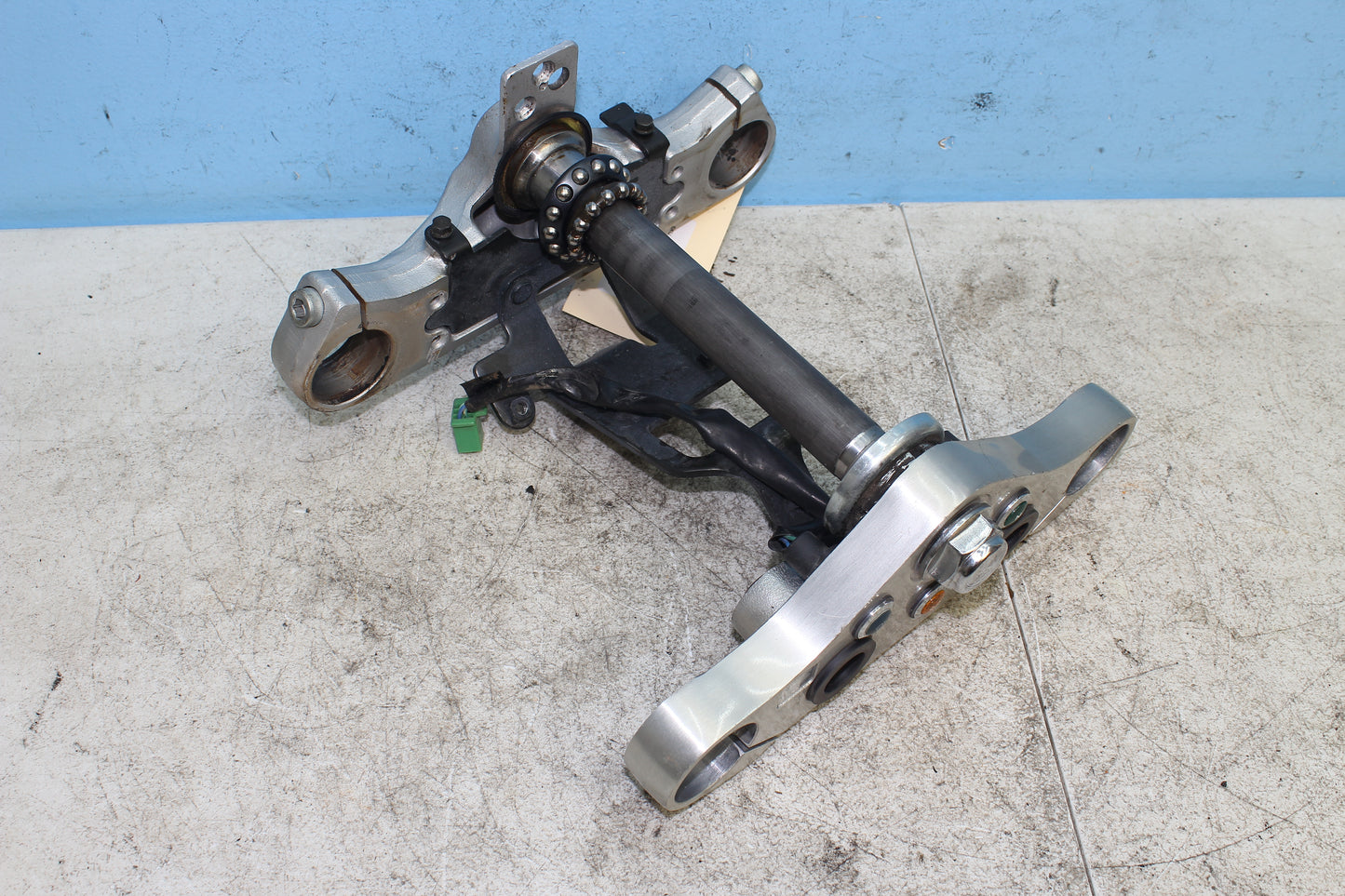 98-03 Honda Shadow VT750 ACE Deluxe OEM Triple Tree Steering Stem