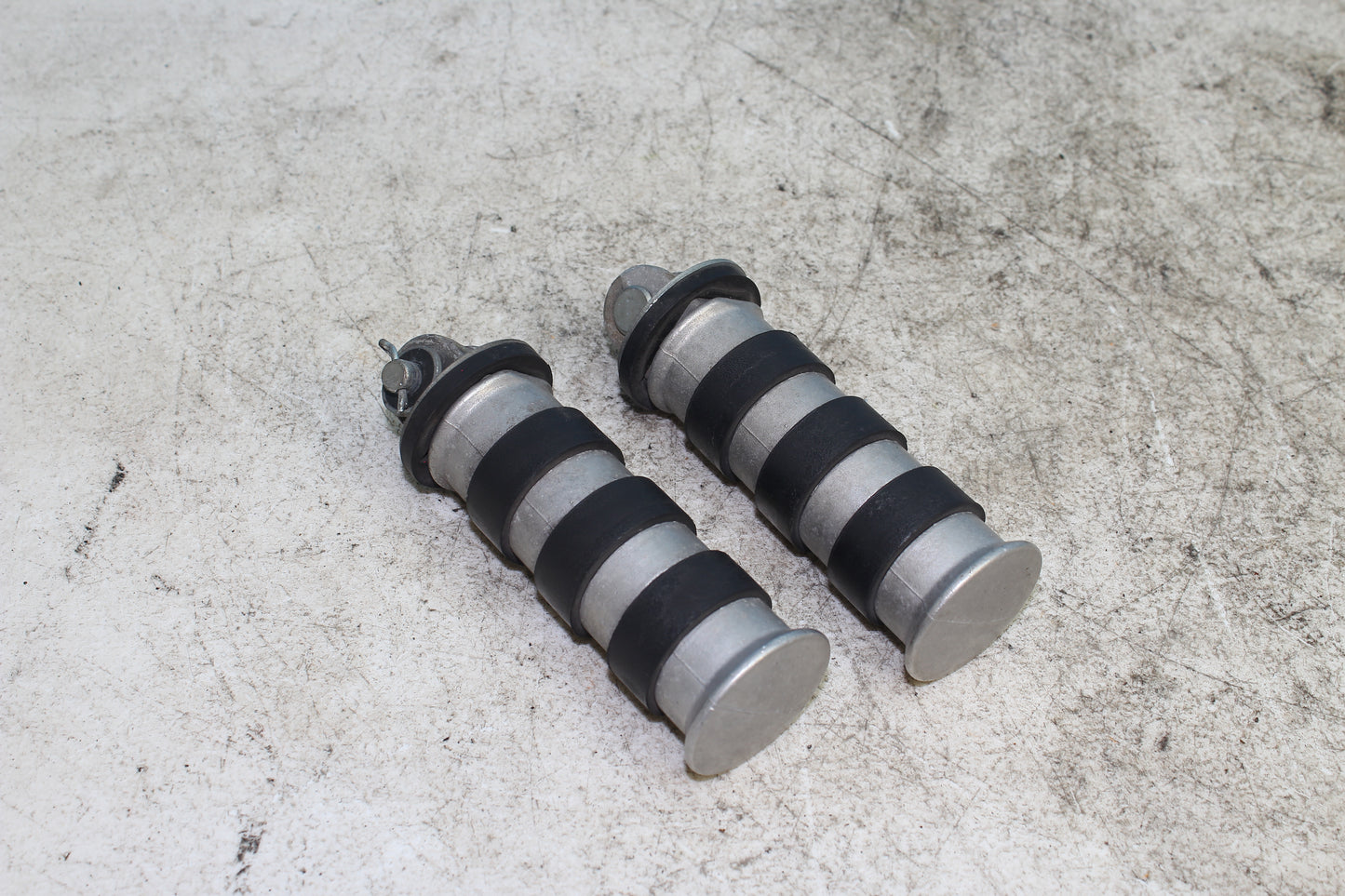 98-03 Honda Shadow VT750 ACE Deluxe OEM Rear Passenger Foot Pegs (SET)