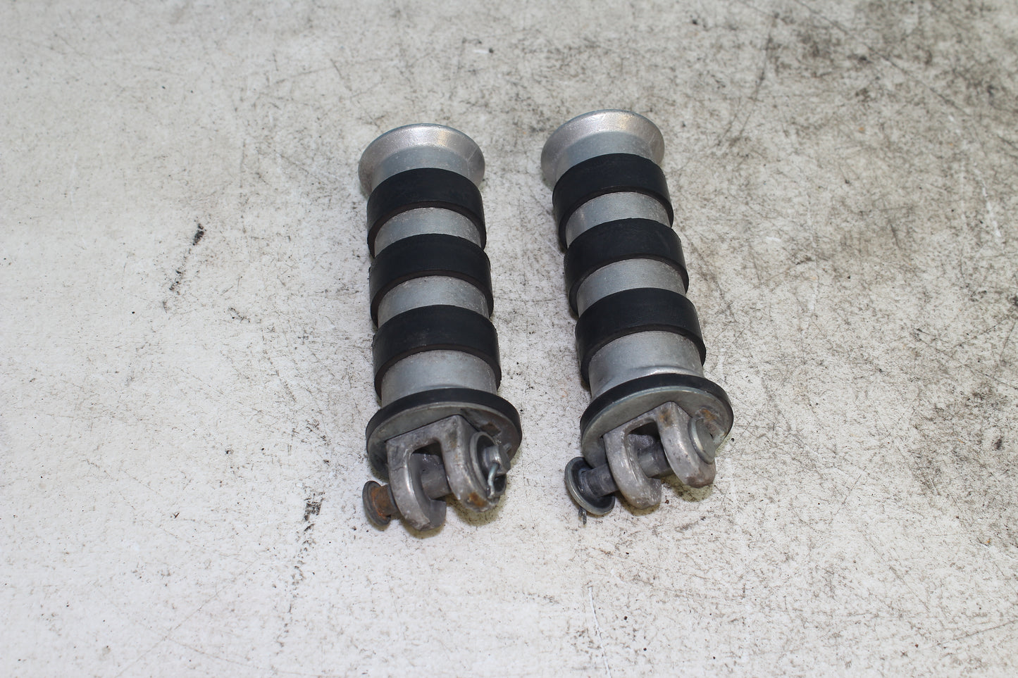 98-03 Honda Shadow VT750 ACE Deluxe OEM Rear Passenger Foot Pegs (SET)