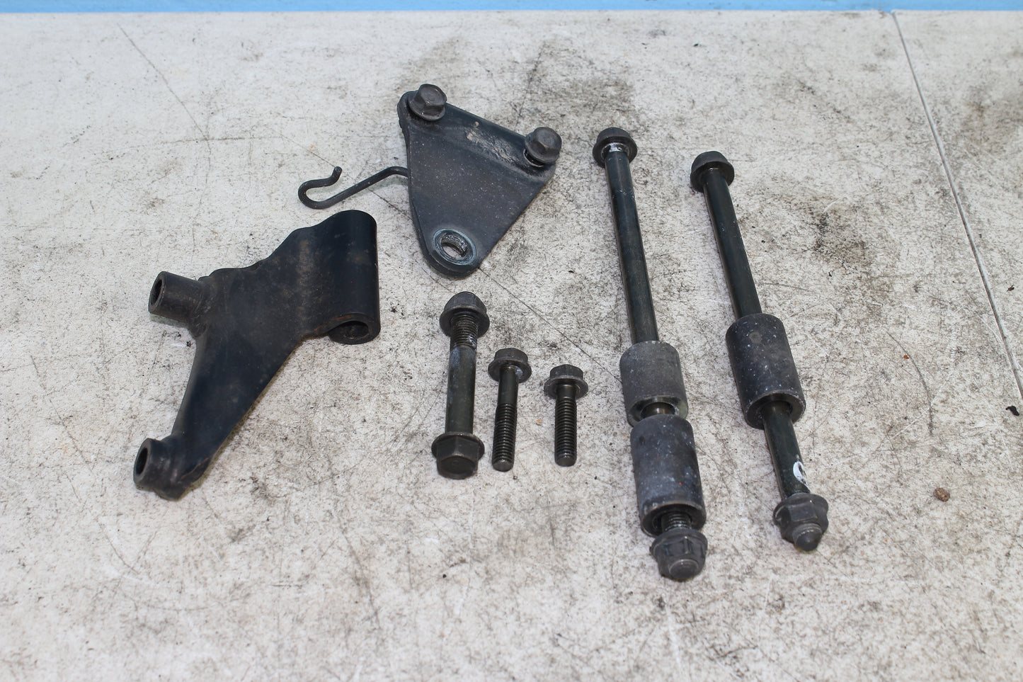 98-03 Honda Shadow VT750 ACE Deluxe OEM Engine Motor Mount Bolt Kit