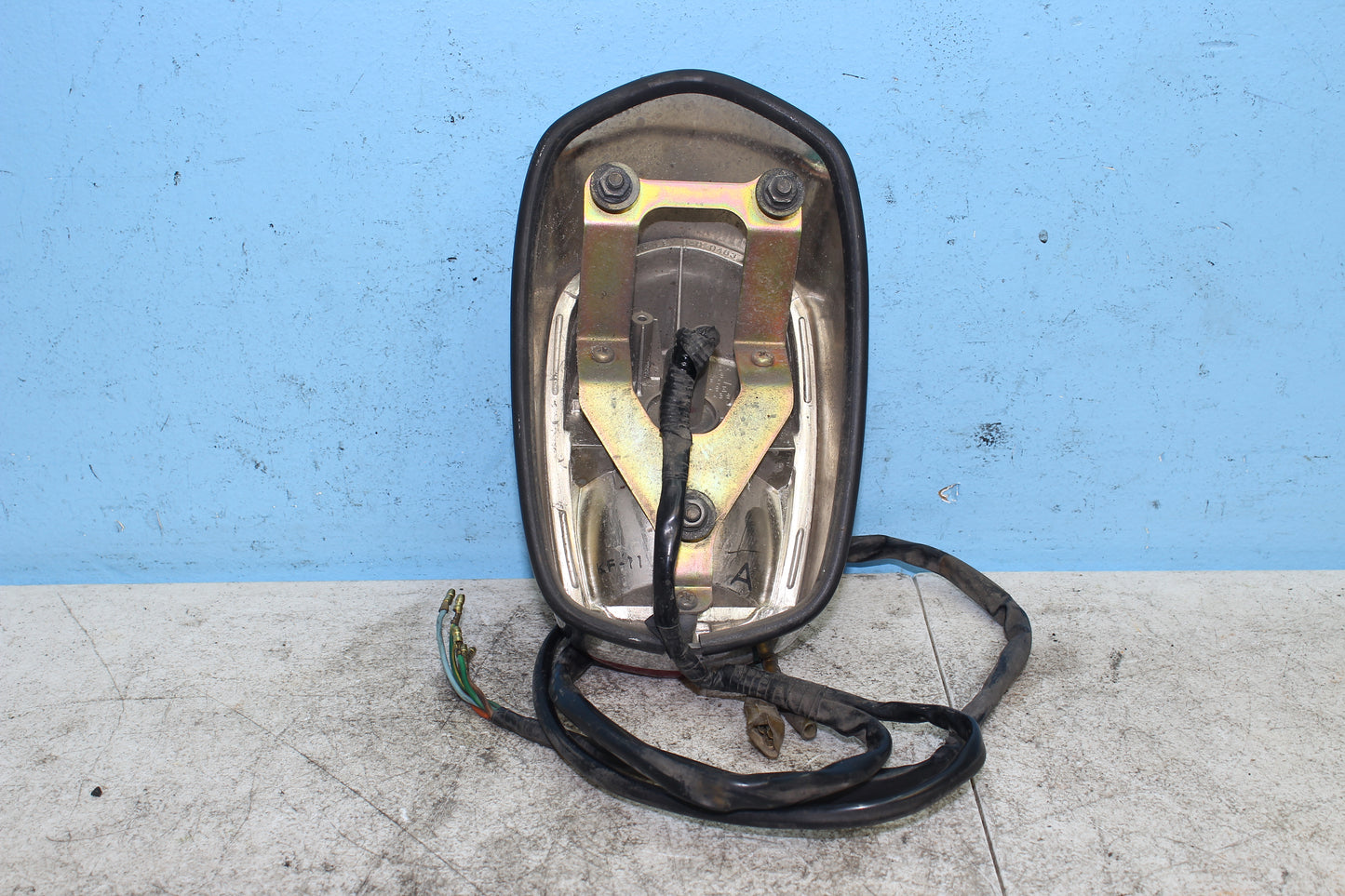98-03 Honda Shadow VT750 ACE Deluxe OEM Rear Brake Tail Light 33701-MBA-671