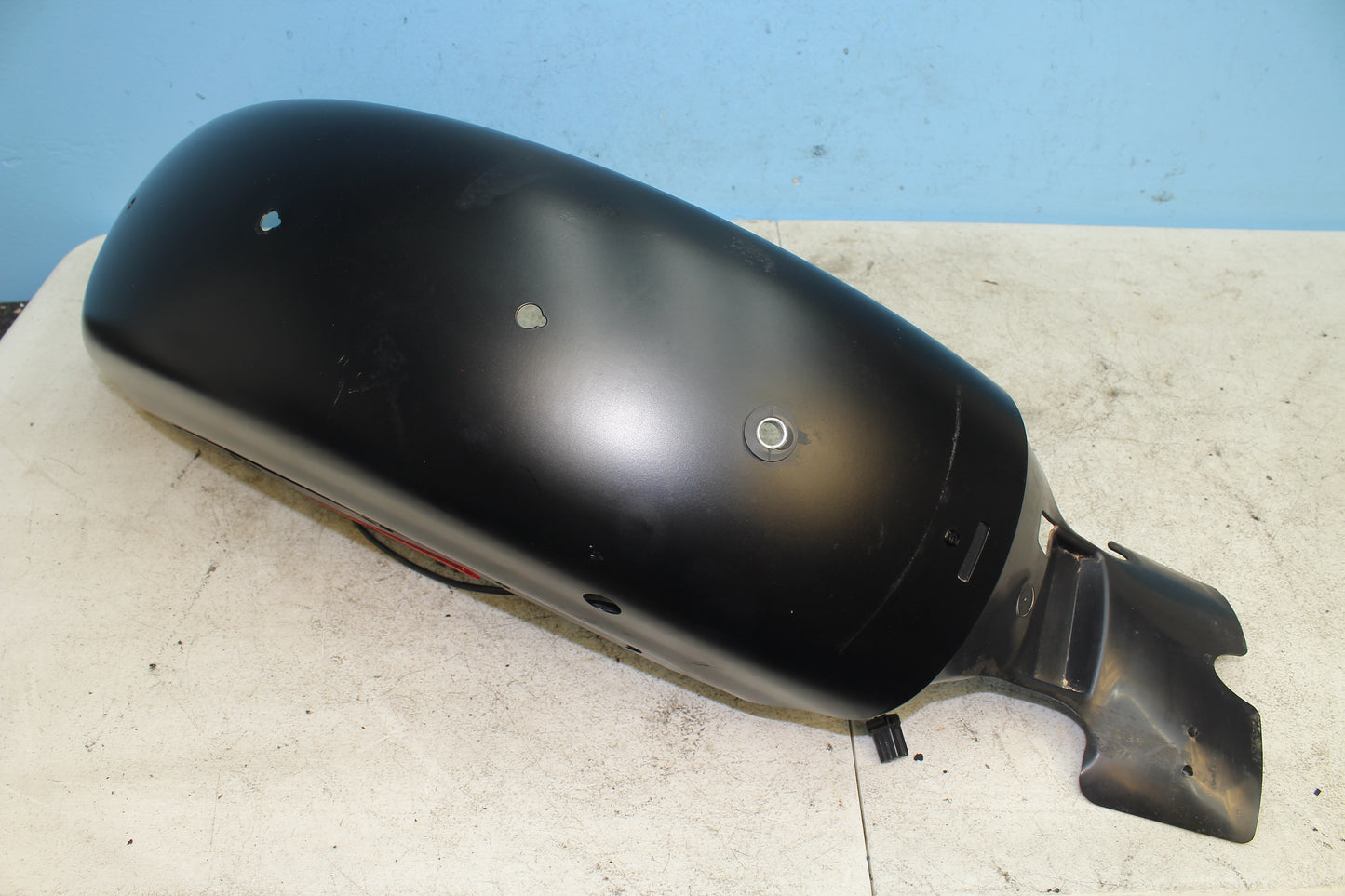 2014-2022 Harley Davidson Sportster 883 OEM Rear Fender w/ License Plate Mount