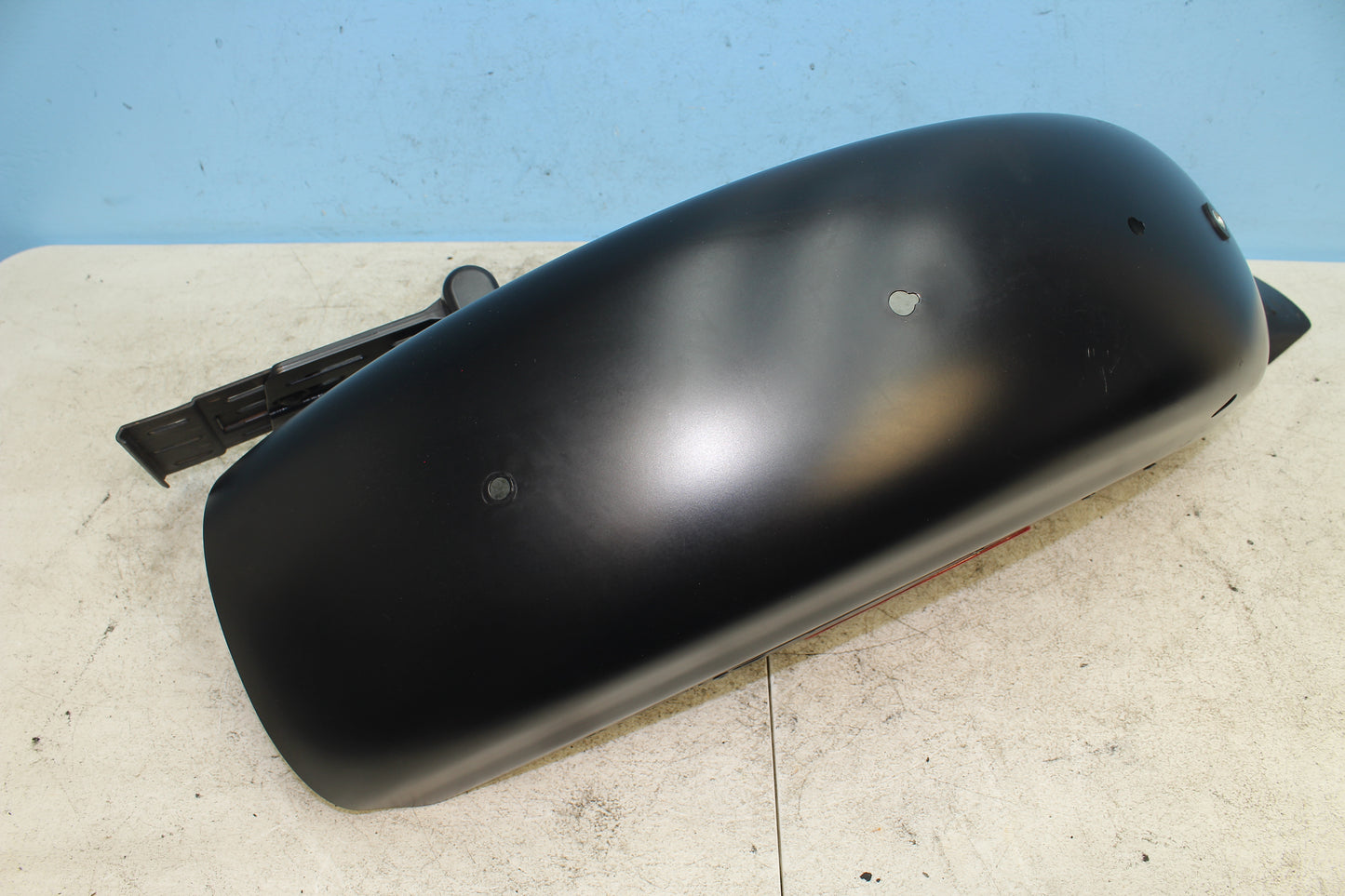 2014-2022 Harley Davidson Sportster 883 OEM Rear Fender w/ License Plate Mount