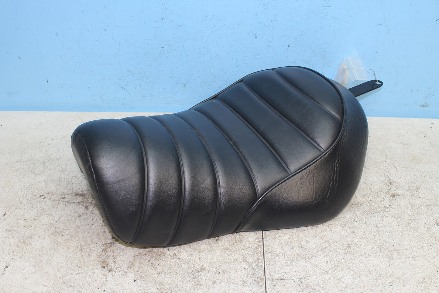 2014-2022 Harley Davidson Sportster 883 OEM Seat 52000189