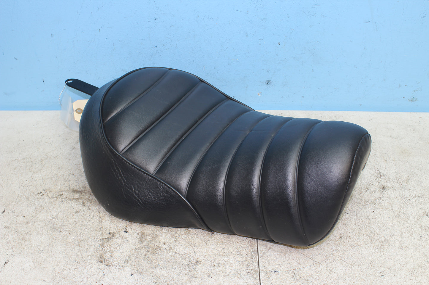 2014-2022 Harley Davidson Sportster 883 OEM Seat 52000189
