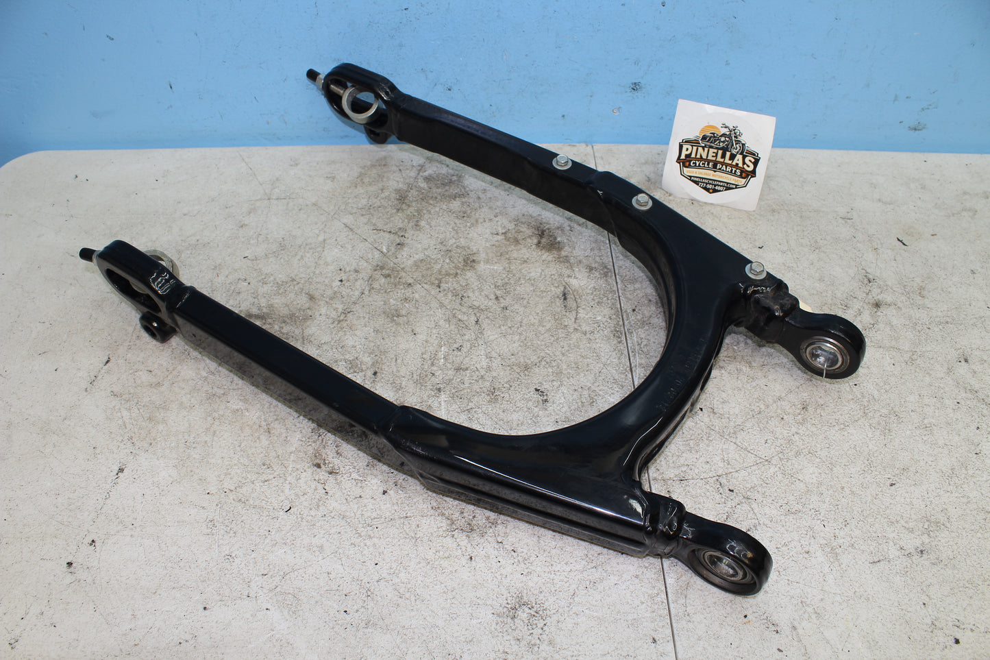 2014-2022 Harley Davidson Sportster 883 OEM Swing Arm 47400134BHP