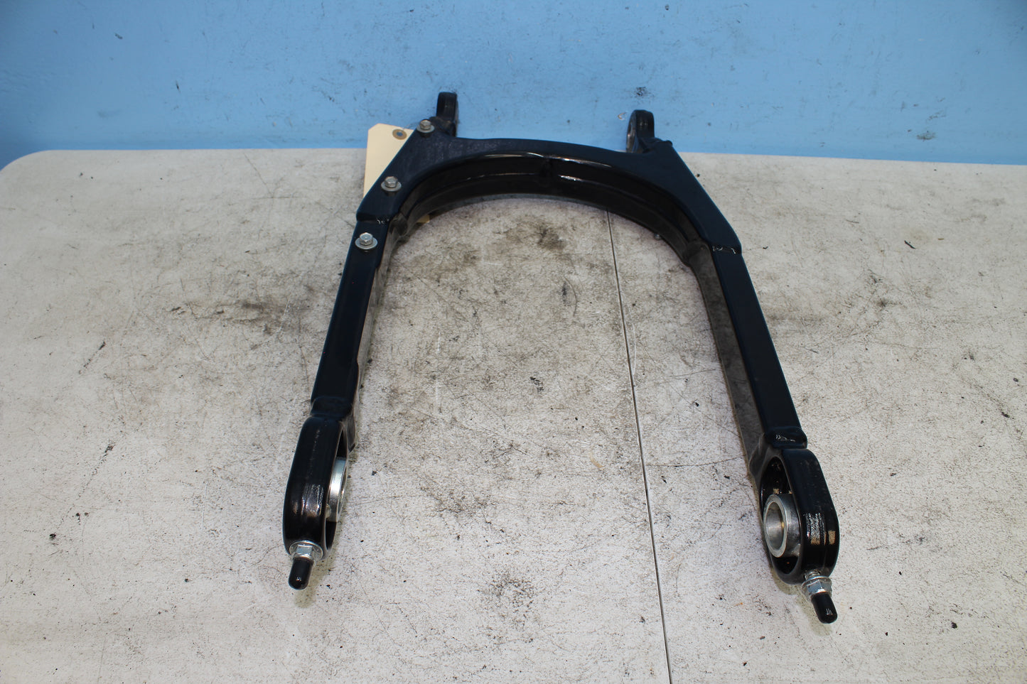 2014-2022 Harley Davidson Sportster 883 OEM Swing Arm 47400134BHP