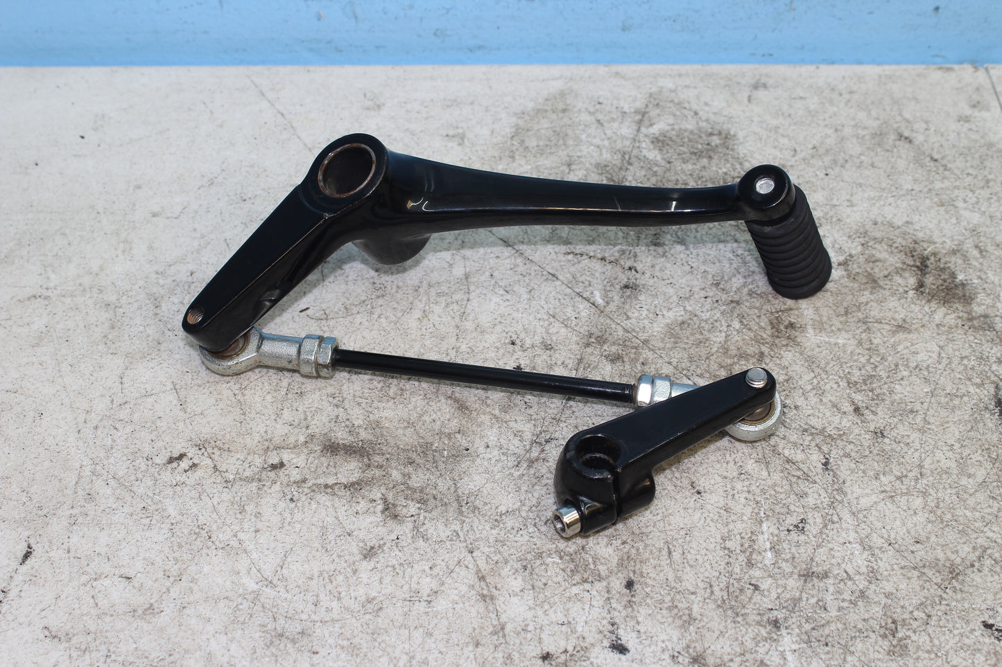 2014-2022 Harley Davidson Sportster 883 OEM Shifter w/ Linkage 34721-07